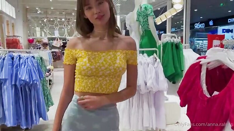 Anna Ralphs Changing Room Sex Tape