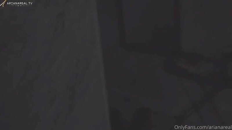 ArianaRealTV Lesbian Nude Fucking