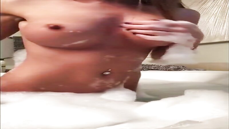 Carlie Jo Naked Bathtub Tease
