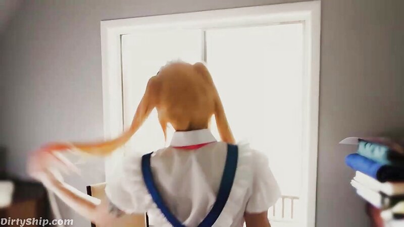 Caunicorngirl Masturbating with Hitachi