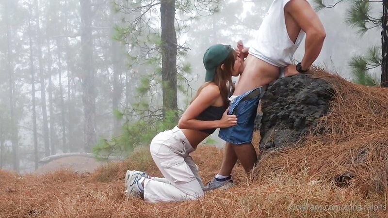 Anna Ralphs Outdoor Blowjob and Cum in Mouth