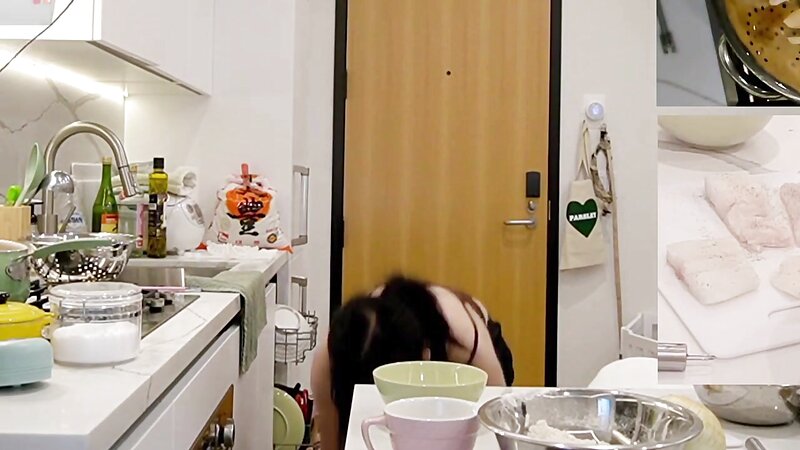 AriaSaki Sexy Twitch Streamer Lesbian Photos