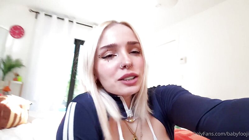 Babyfooji Nude Dildo Fucking