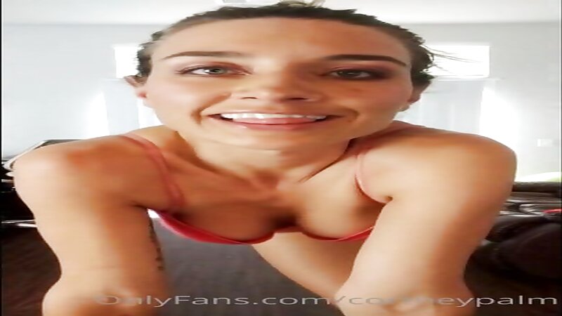 Cortney Palm Dancing Naked