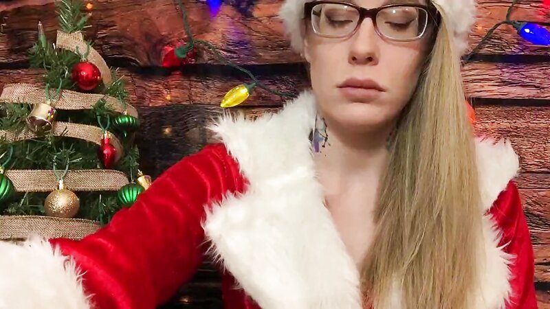 Karuna Satori Christmas Dildo Blowjob and ASMR