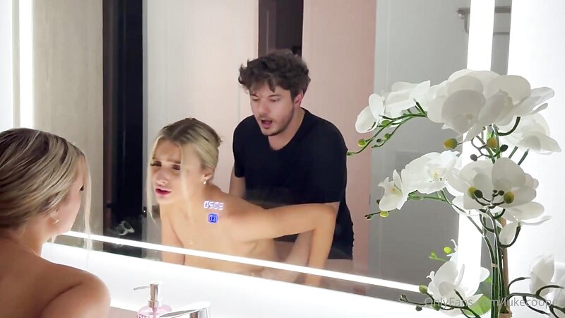 Cas Summer Bathroom Sextape with Luke Cooper