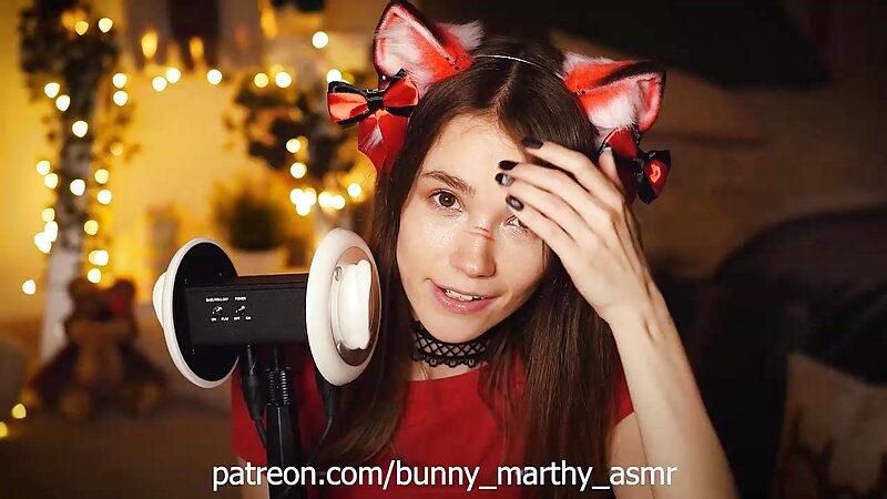 Bunny Marthy Topless ASMR show