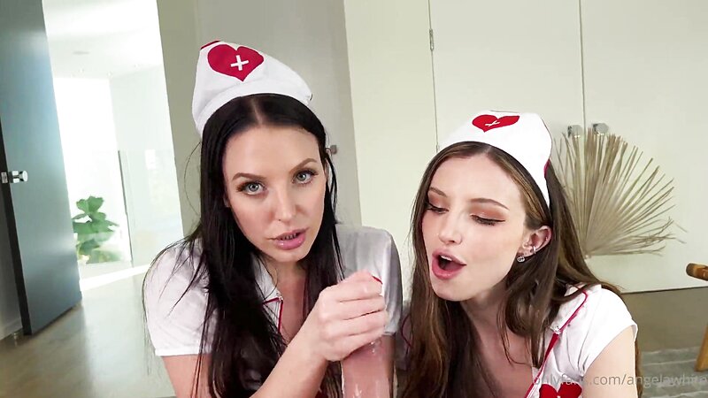 Angela White And Dainty Wilder Sloppy Threesome Blowjob
