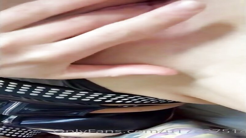 Catsandcookies Nude Masturbating