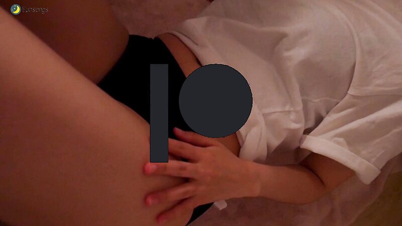 Eunsongs Nude ASMR Legs and Tits Massage