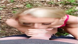 Elle Brooke Porn Onlyfans Outdoor Blowjob Video Leaked