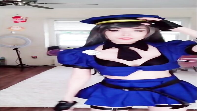 Emiru Naked Cosplay Twitch Streamer Fun