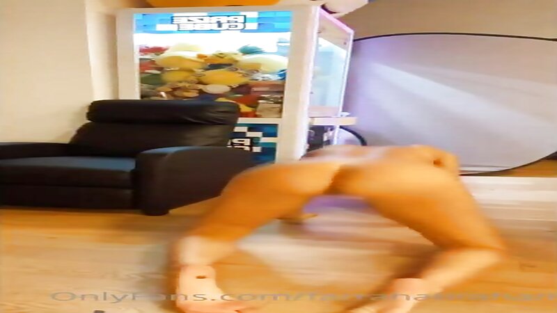 Farrah Abraham Dancing in Nude Striptease