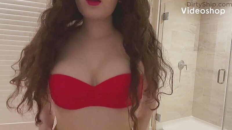 Hungry Lips NSFW ASMR