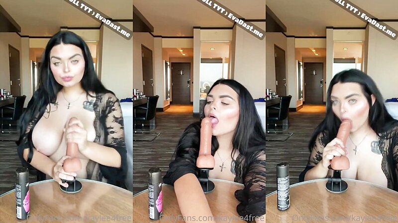 Kaylee4free Big Tits Blowjob and Titjob Fun