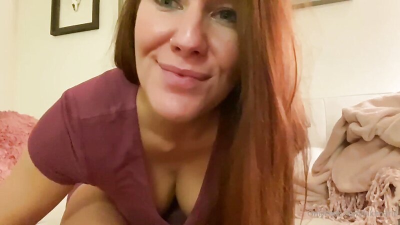 Kiki Marie Naked Stripteasing
