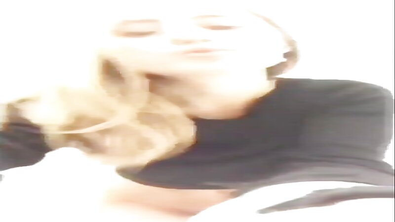 Lia Marie Johnson Accidental Pussy Flash