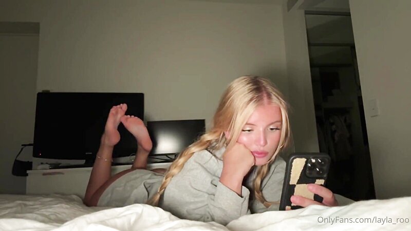 Lilylanes Sloppy Blowjob and Riding Doggy