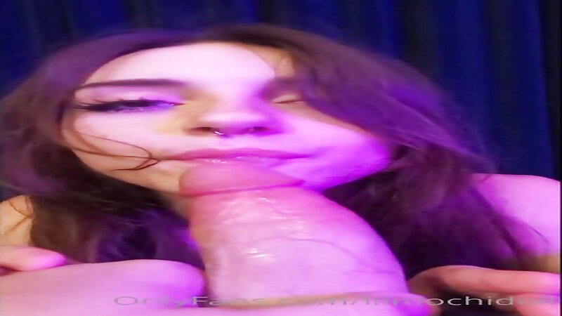 Lilmochidoll Deepthroat Nude Teen Blowjob