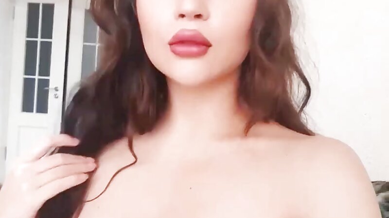 Louisa Khovanski Nude Leaked Selfie