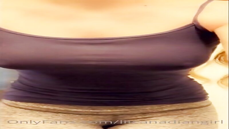 LilCanadianGirl Nude Teasing Show