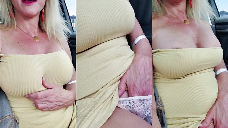 Reba Fitness Horny Pussy Touching in a Car