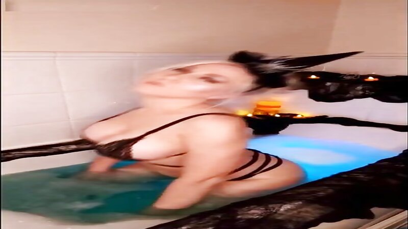 Rachael Cavalli Halloween Bathing show