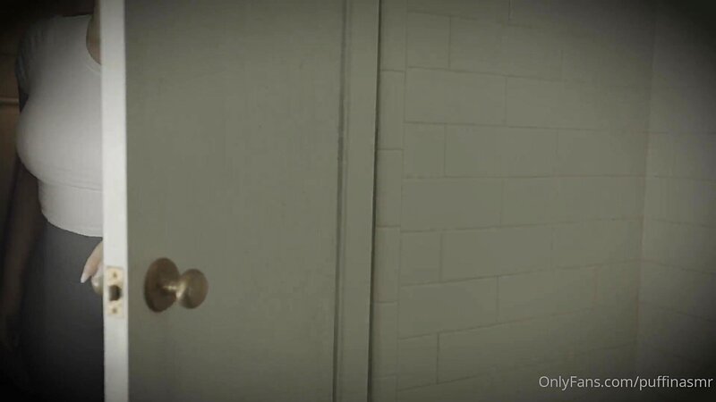 Puffin ASMR Nude Close Up Tits Show