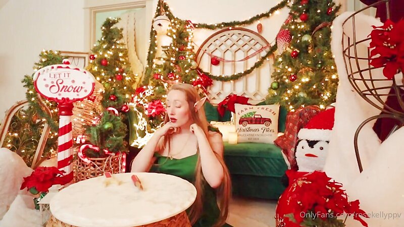 Rose Kelly Spreading Ass in Christmas Lingerie