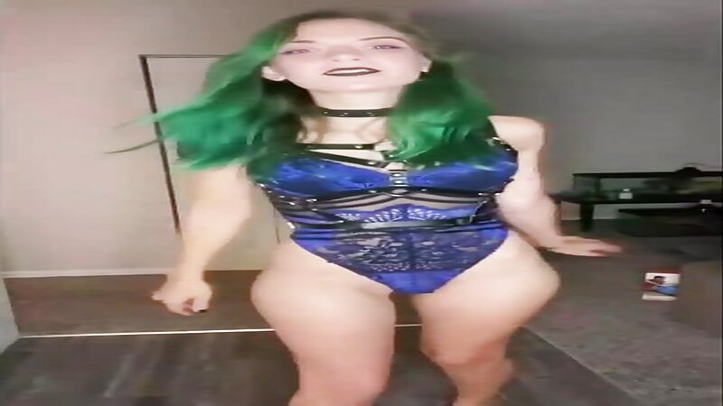 ShamSharpShark Nude Stripteasing On and Off
