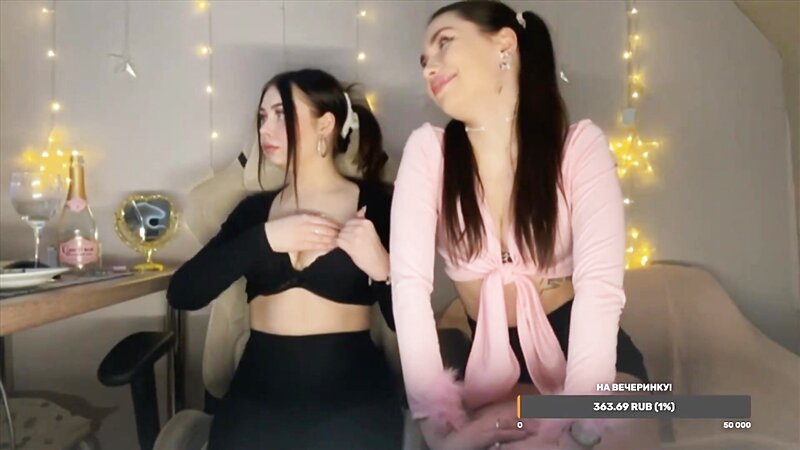 Sweetcheeksss03 Flashing Big Tits