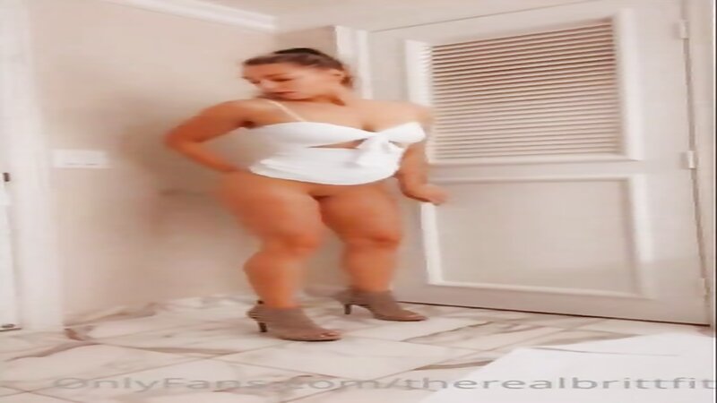 Therealbrittfit Horny Hotel Fucking a Dildo
