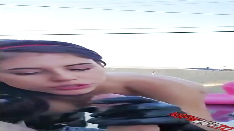 Violet Summers Outdoor Blowjob and Cum in Mouth
