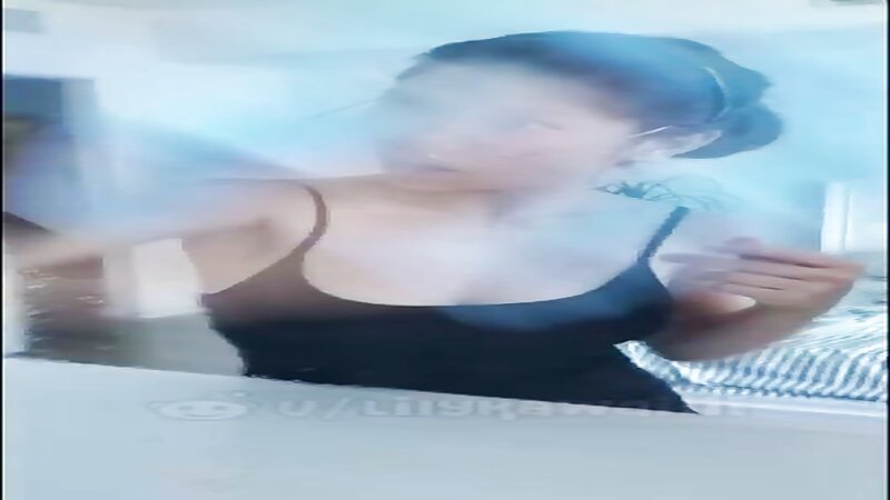 TikTok Nude Asian Girl Dancing in Front of Mirror