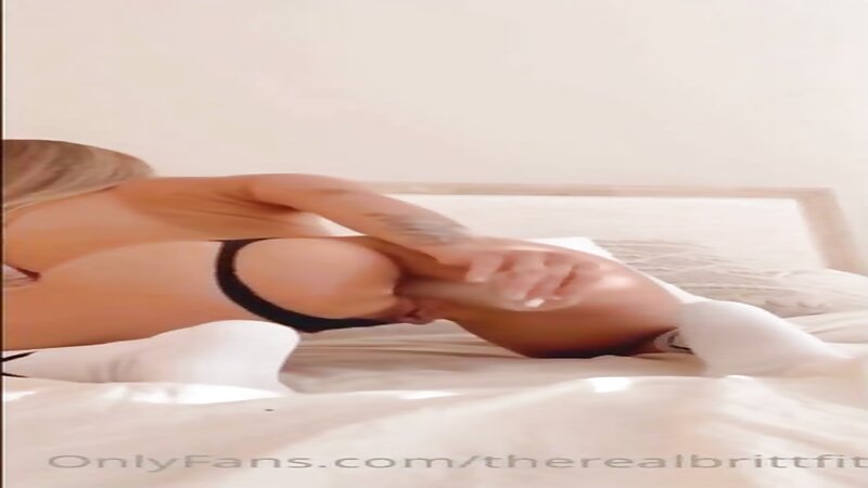Therealbrittfit Anal Riding a Dildo