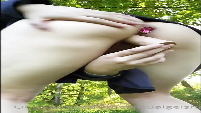 VirtualGeisha Nude Outdoor Dildo Fucking