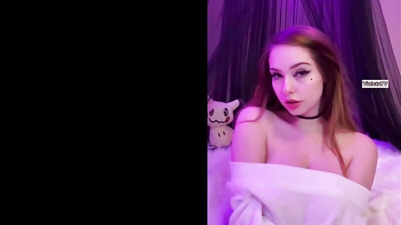 Zzvioletzz Nude Masturbating and Sucking a Dildo