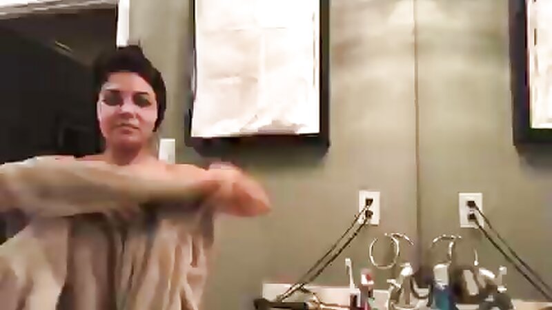 Twitch Streamer Accidental Naked Boob Slip
