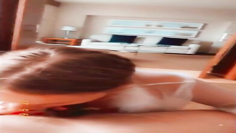 Zoie Burgher Hotel Blowjob and Sex Tape