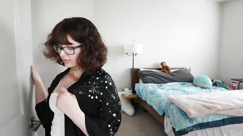 Exotic Dildo Show