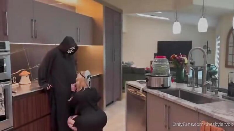 Skylar Vox Big Ass Stripteasing and Dancing