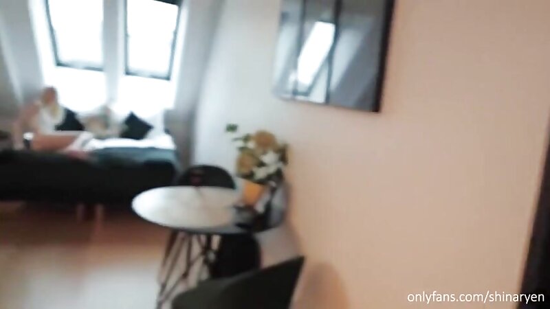 Shina Ryen Teen Naked Stripteasing and Dancing