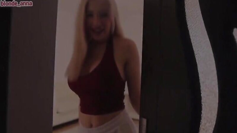 Big Tits Babe Naked Sex Tape