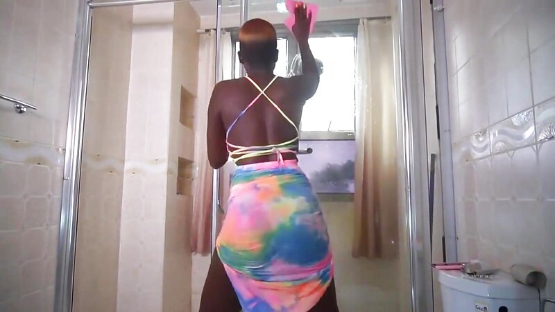 Asian Amateur Girl Nude Dancing