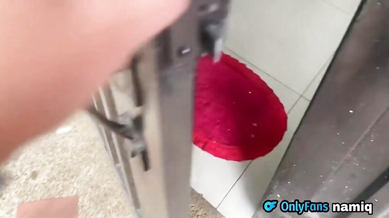 Amateur Couple Naked and Fucking