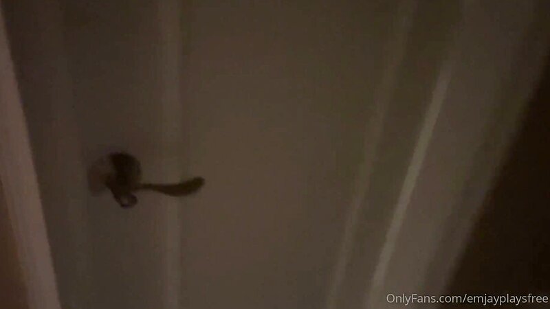 Emily Rinaudo Nude Shower Blowjob