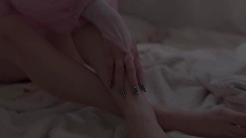Fay Suicide Nude Teasing