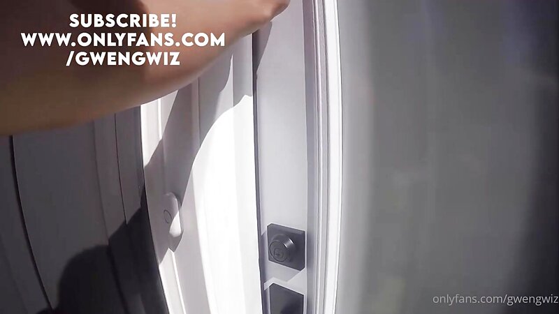GwenGwiz Sexy Blowjob and Cum in Mouth
