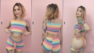 Luxlo Cosplay Yellow Thong Ass Tease Video Leaked