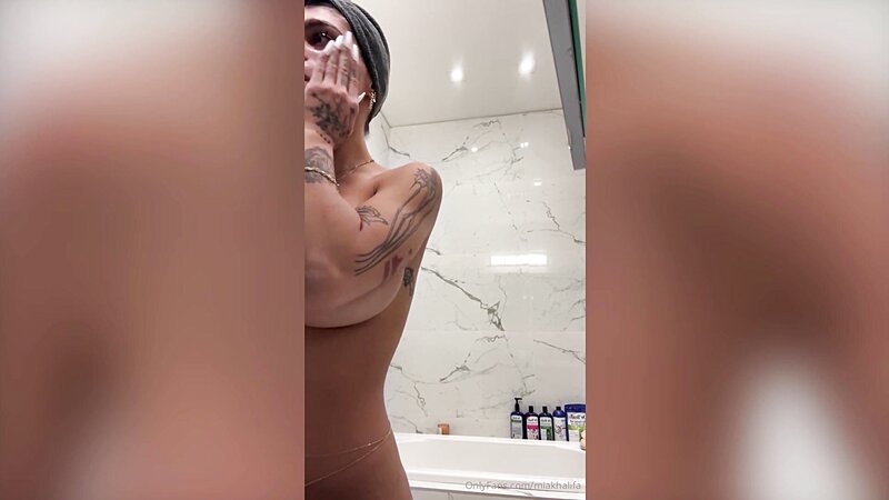 Mia Khalifa Naked Nipple Teasing